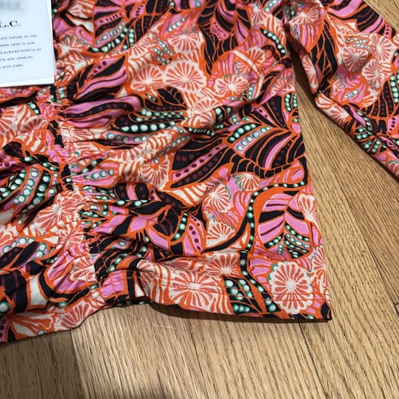 New ALC rash guard swim top - Picture 3 of 4